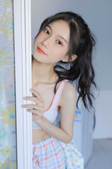 雌雄人妖美女女同